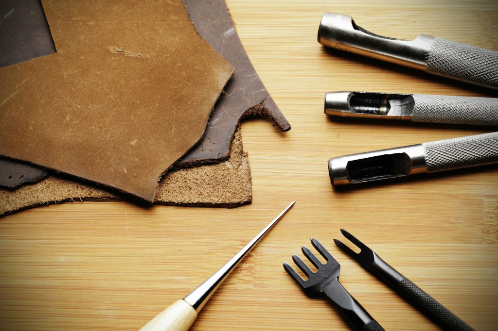 leather crafting kits